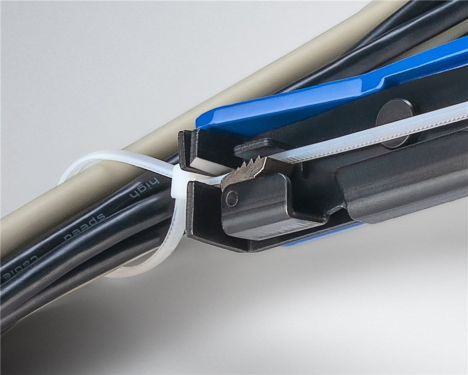 Cable tie tensioning tool